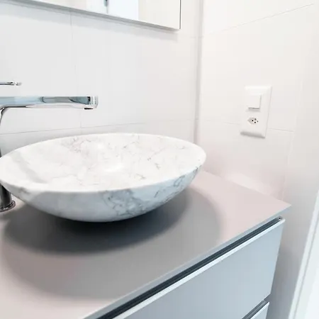 Апартаменты By Quokka 360 - In The Centre Of