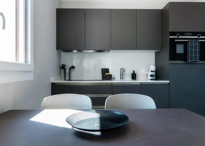 By Quokka 360 - In The Centre Of شقة لوكارنو