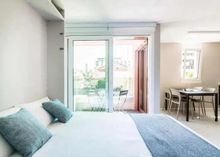 By Quokka 360 - In The Centre Of * لوكارنو