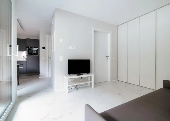 By Quokka 360 - In The Centre Of لوكارنو